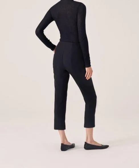 CASHMERE FEATHERWEIGHT TURTLENECK