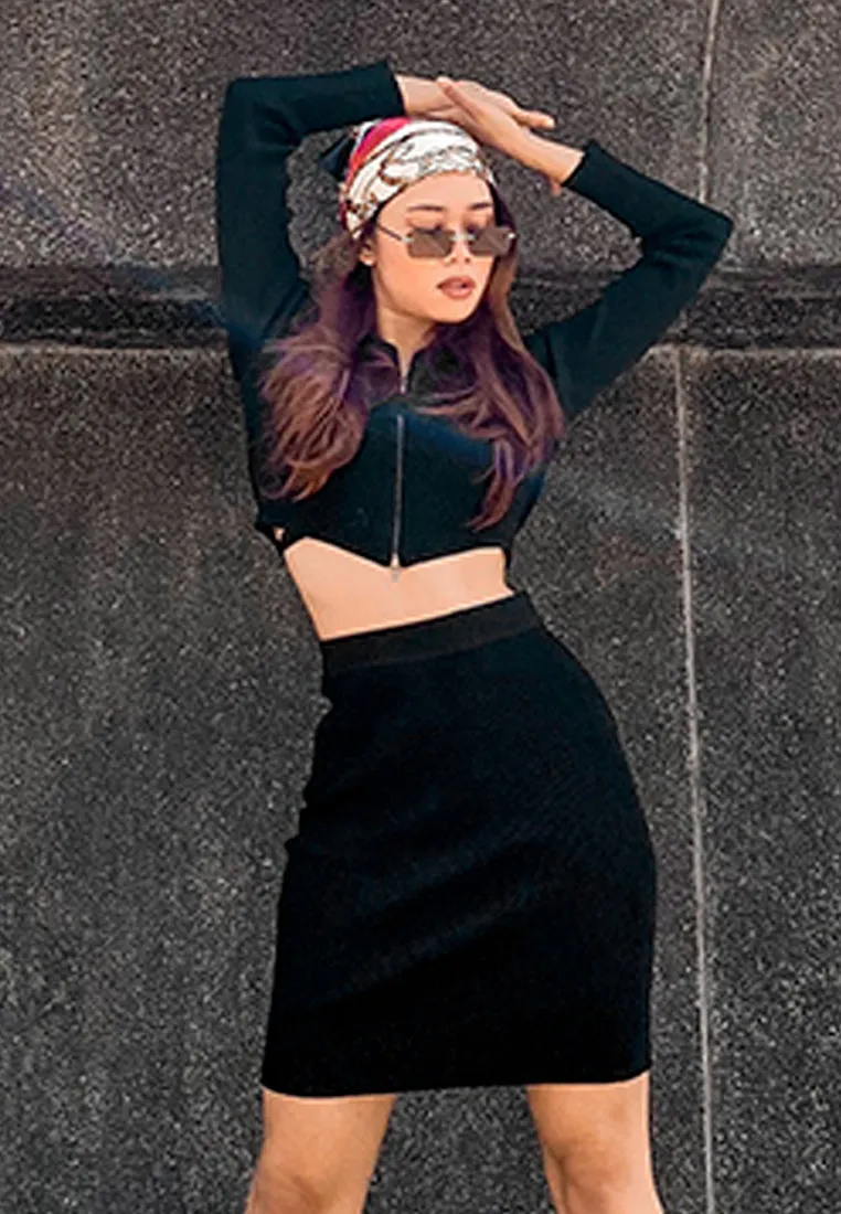 Full Sleeve Knitted Crop Cardigan