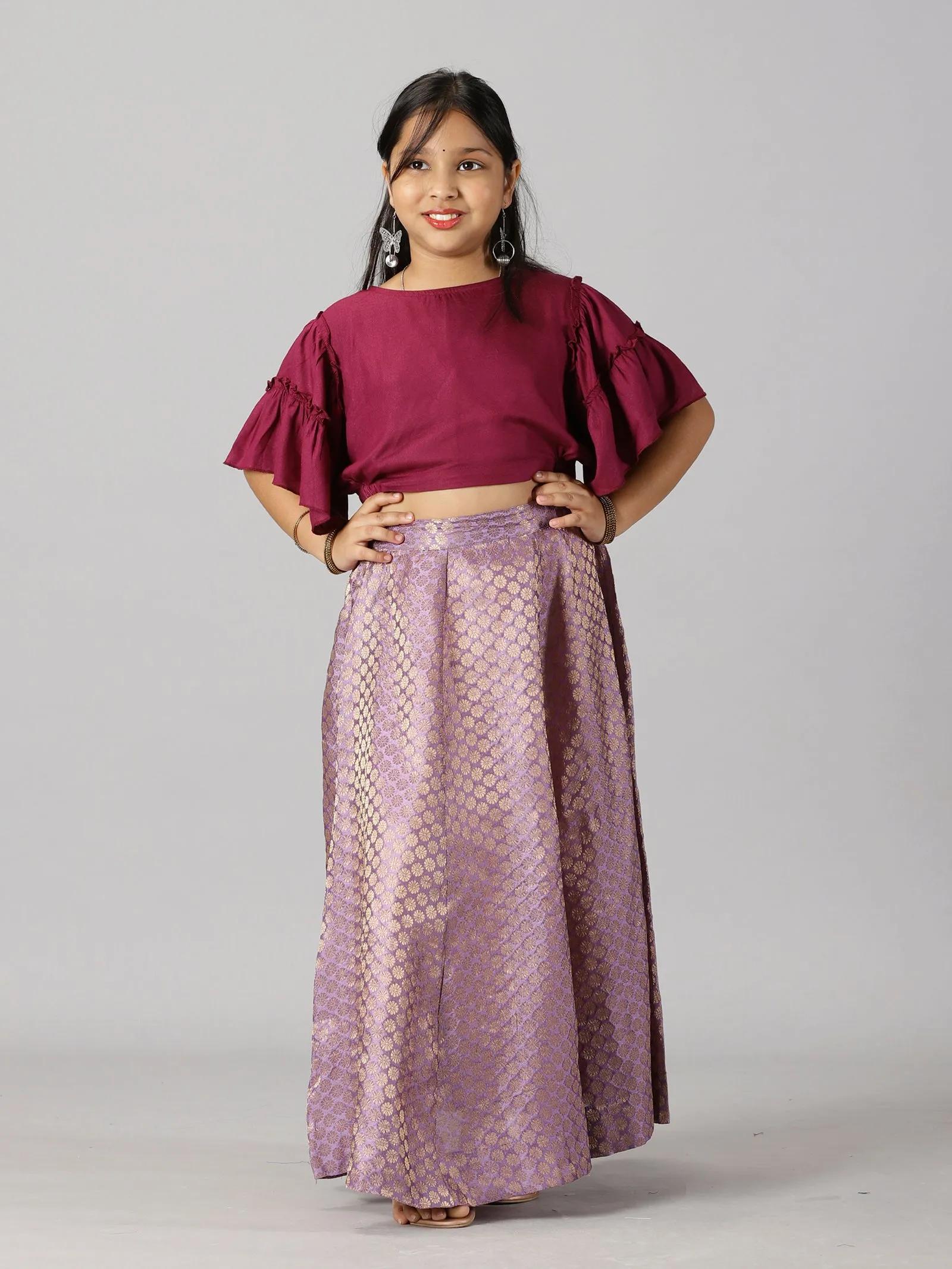 Girls Ethnic Half Sleeve Choli & Lehenga Set