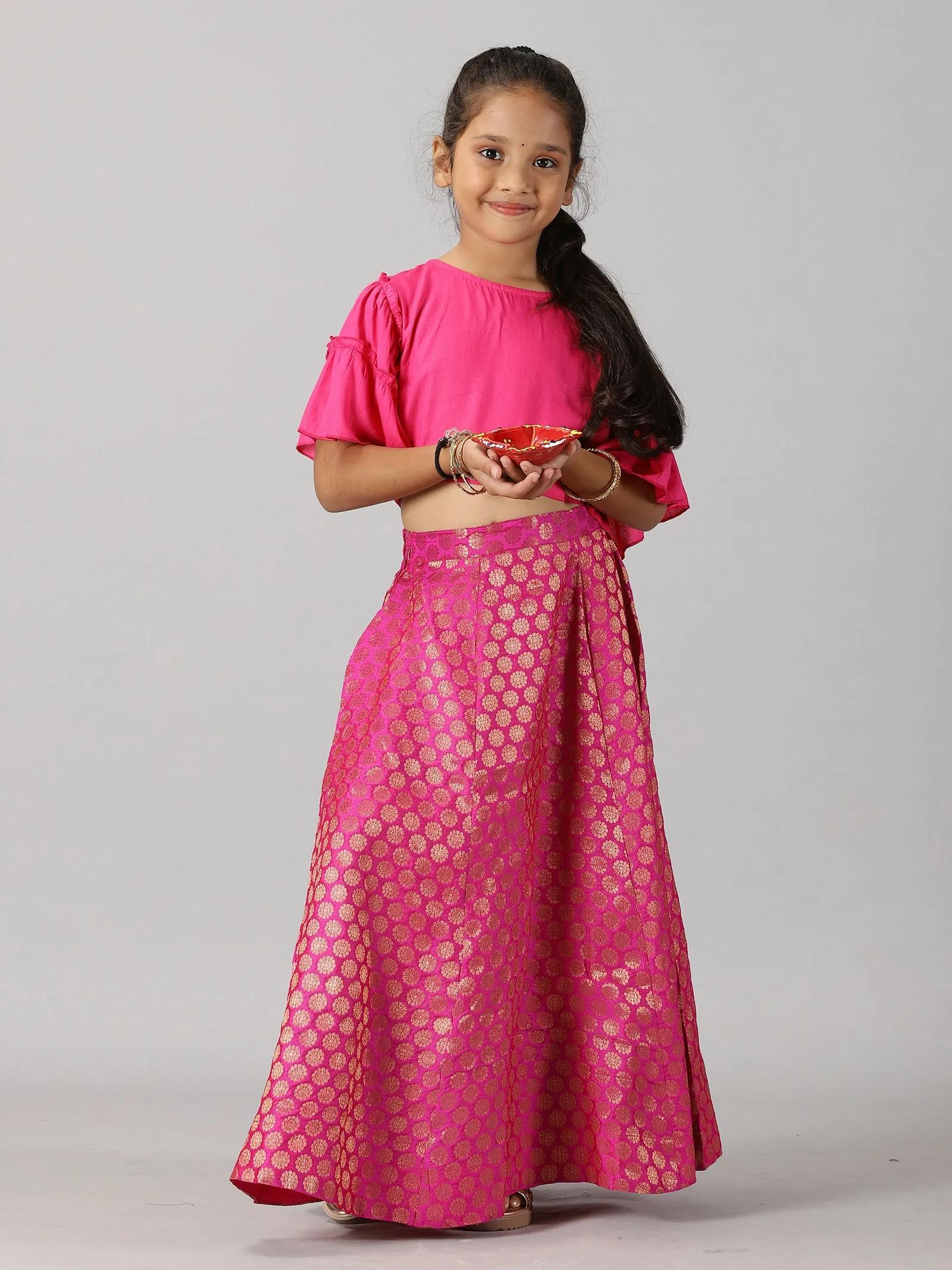 Girls Ethnic Half Sleeve Choli & Lehenga Set