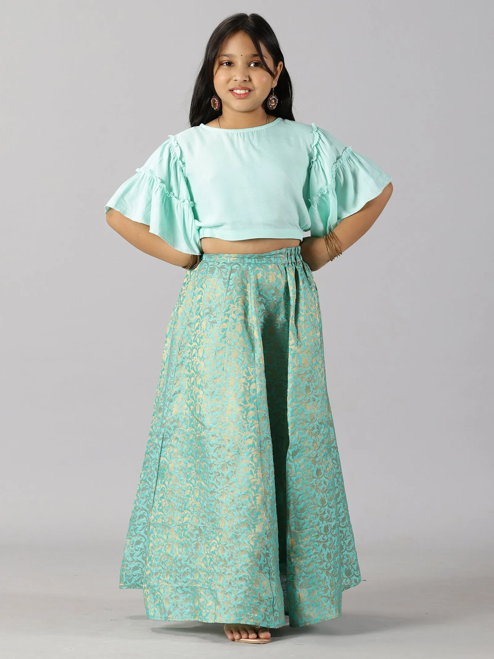 Girls Ethnic Half Sleeve Choli & Lehenga Set