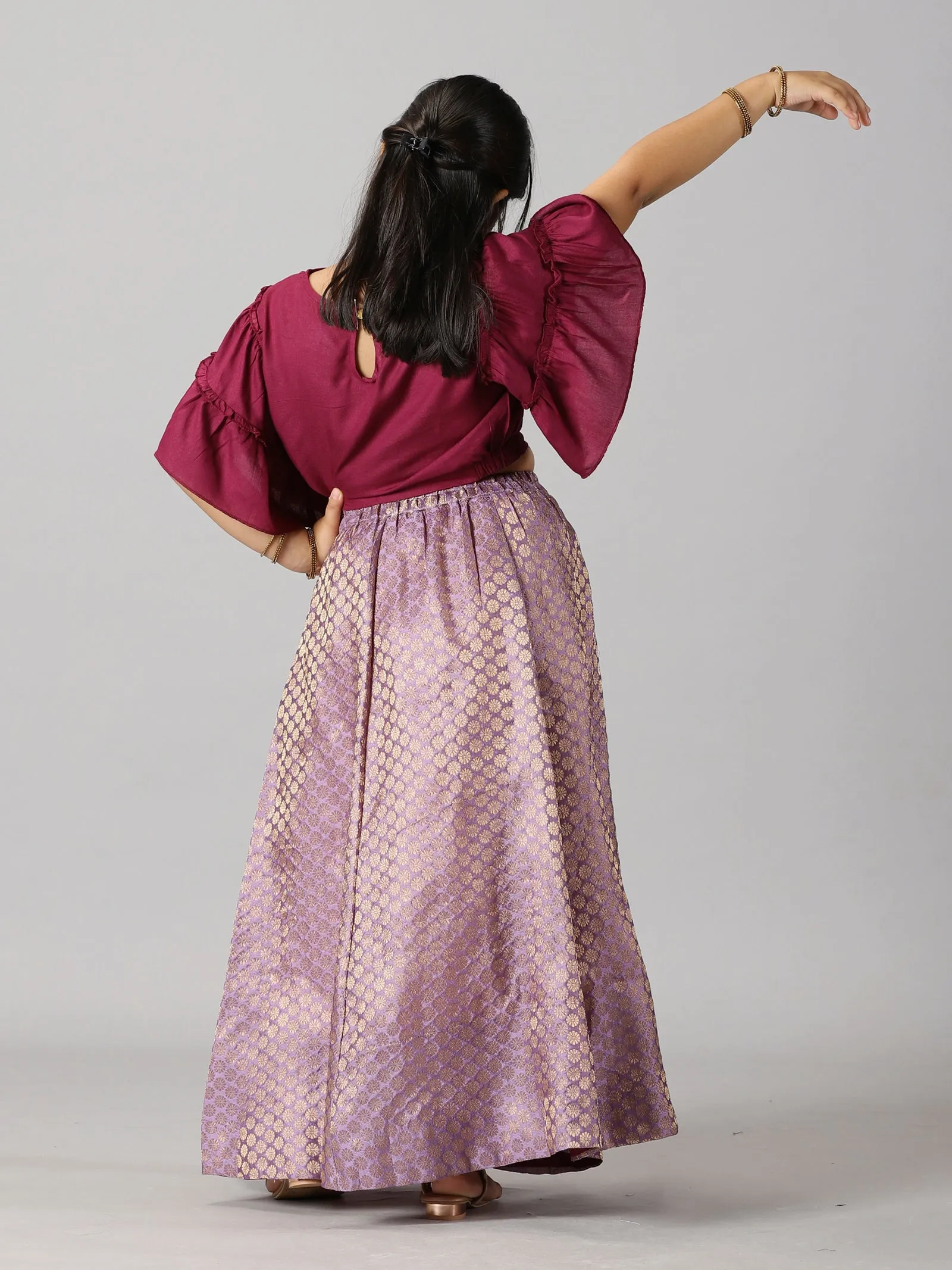 Girls Ethnic Half Sleeve Choli & Lehenga Set