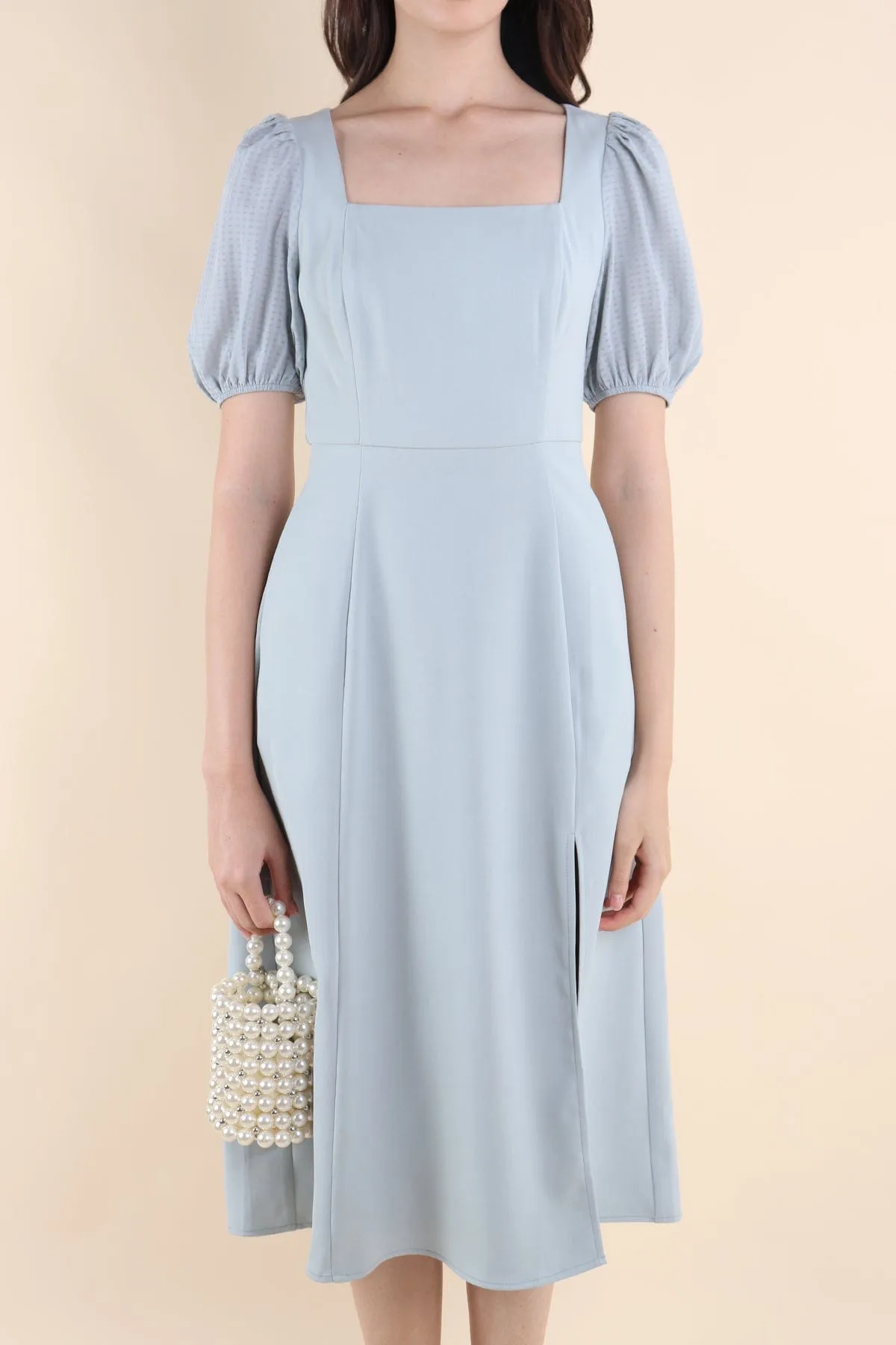 JANELYN SLEEVE MIDI DRESS IN SAGE BLUE