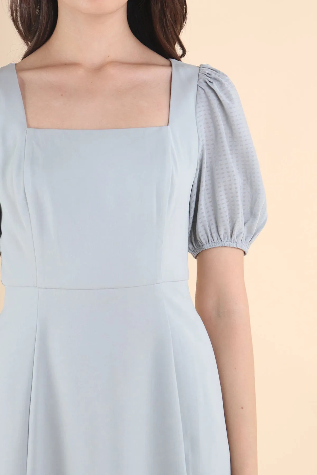 JANELYN SLEEVE MIDI DRESS IN SAGE BLUE