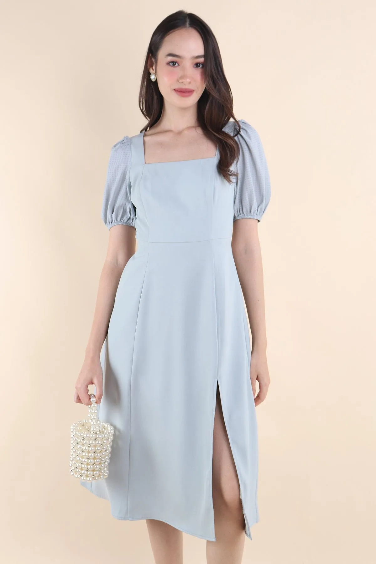 JANELYN SLEEVE MIDI DRESS IN SAGE BLUE