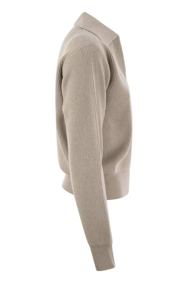RIBBED KNIT WITH POLO NECK