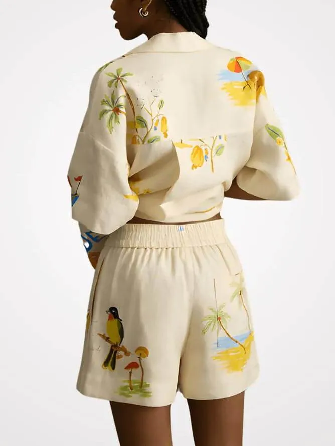 Set due pezzi di Cristina Gallucci con pantaloncini larghi con stampa floreale e un tocco di vacanza unico.