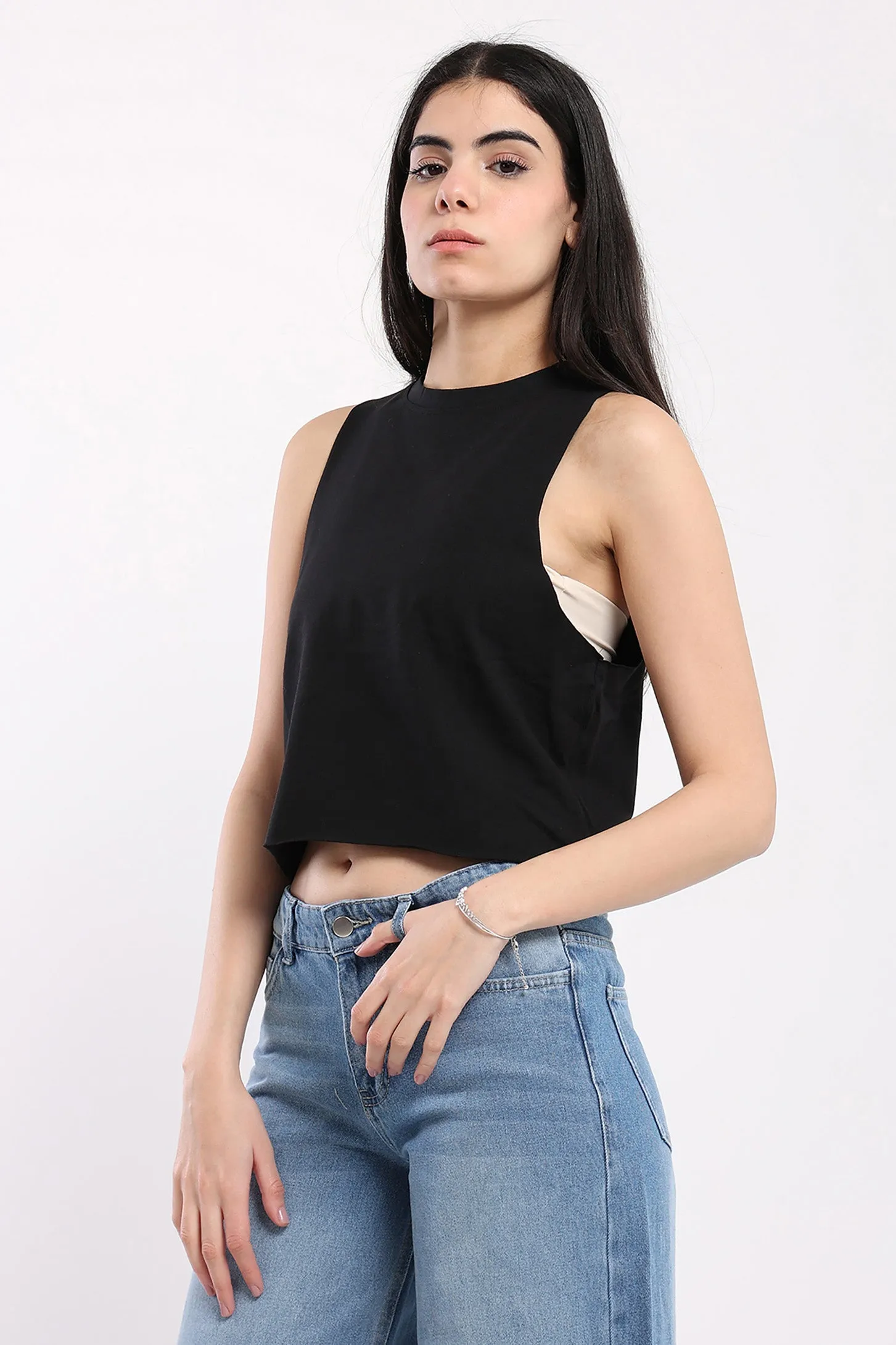 SLEEVLESS BASIC TOP - BLACK