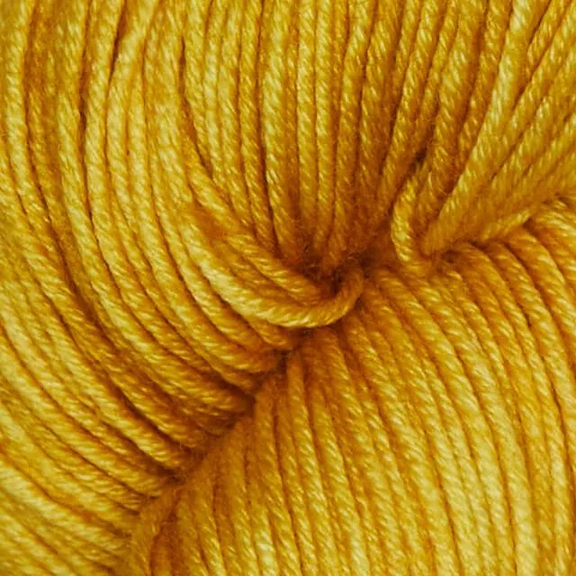 Symfonie Hand Dyed Yarns | VIVA 100% Superwash Merino | SS1039 Turmeric (Semisolid color)